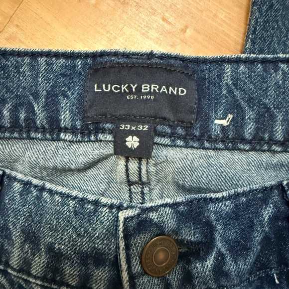 Lucky Brand Men's Classic Denim Jeans - Picture 2 of 4